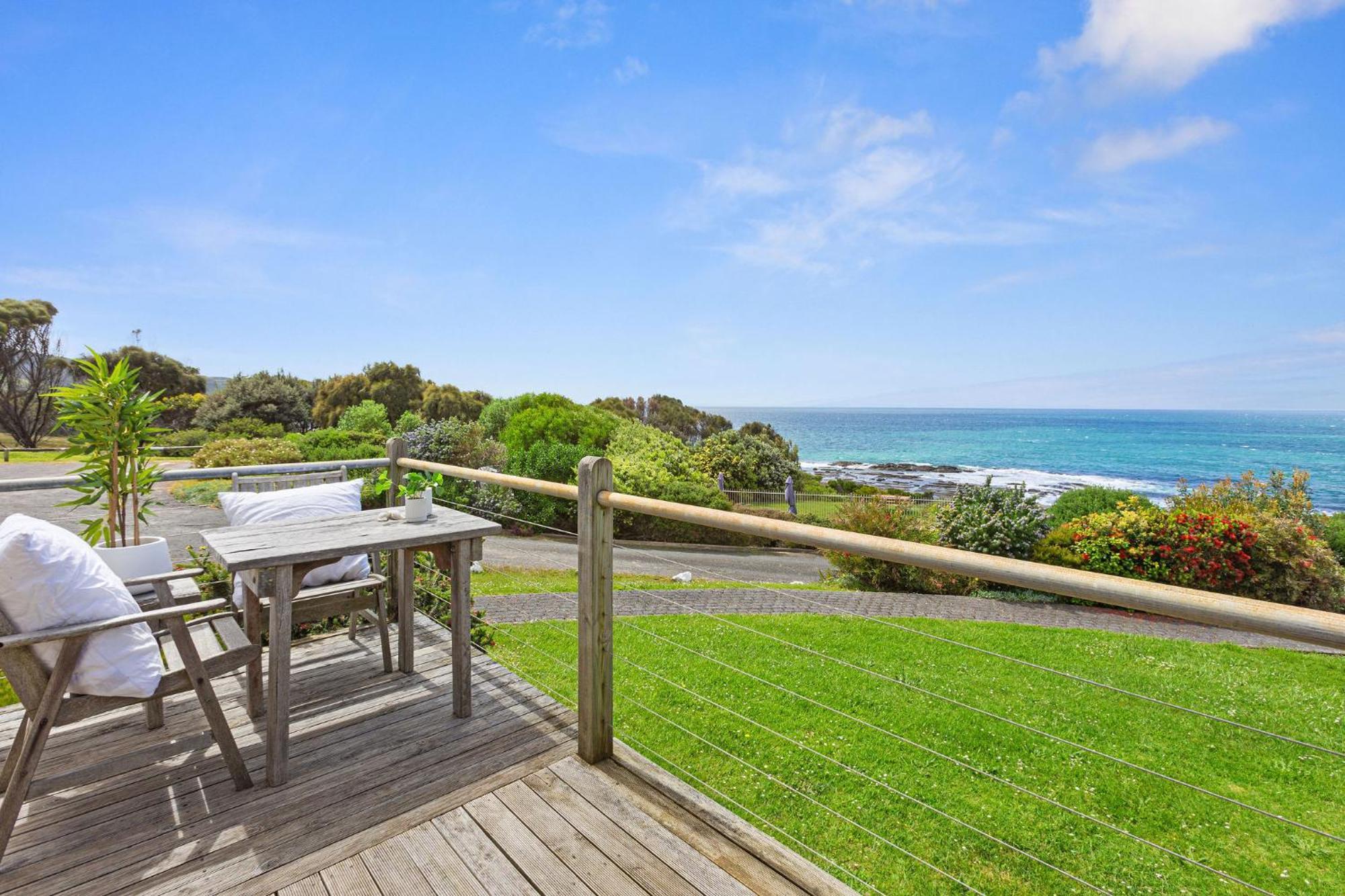 2 Whitecrest Great Ocean Road Resort - Ocean Views Wongarra Exterior photo